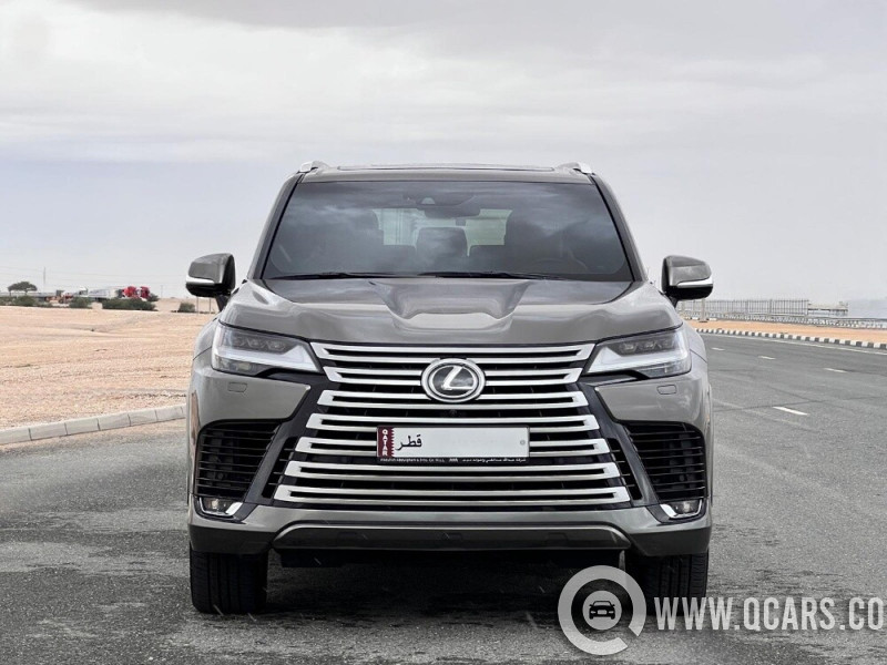 لكزس ال اكس 600