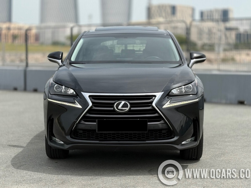 لكزس إن إكس