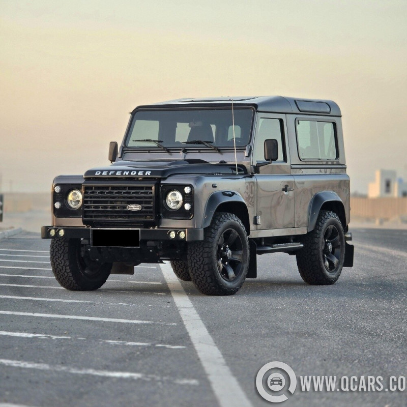 لاند روفر ديفندر