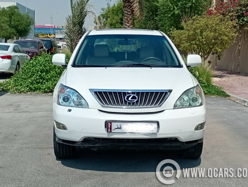 لكزس آر اكس