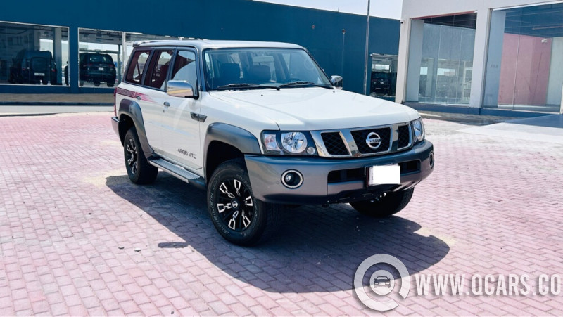 نيسان سفاري