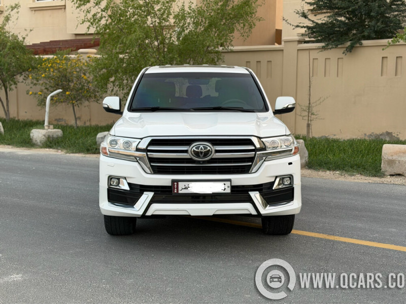 تويوتا  في اكس ار